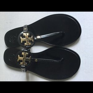 Tory Burch Mini Miller Size 7